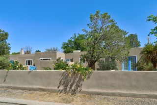 911 Palmas Altas Drive SE, Rio Rancho, NM 87124