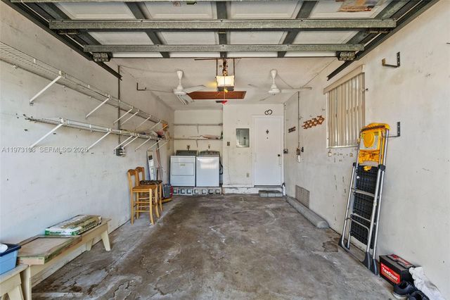 5356 Gate Lake Rd 5356, Tamarac, FL 33319