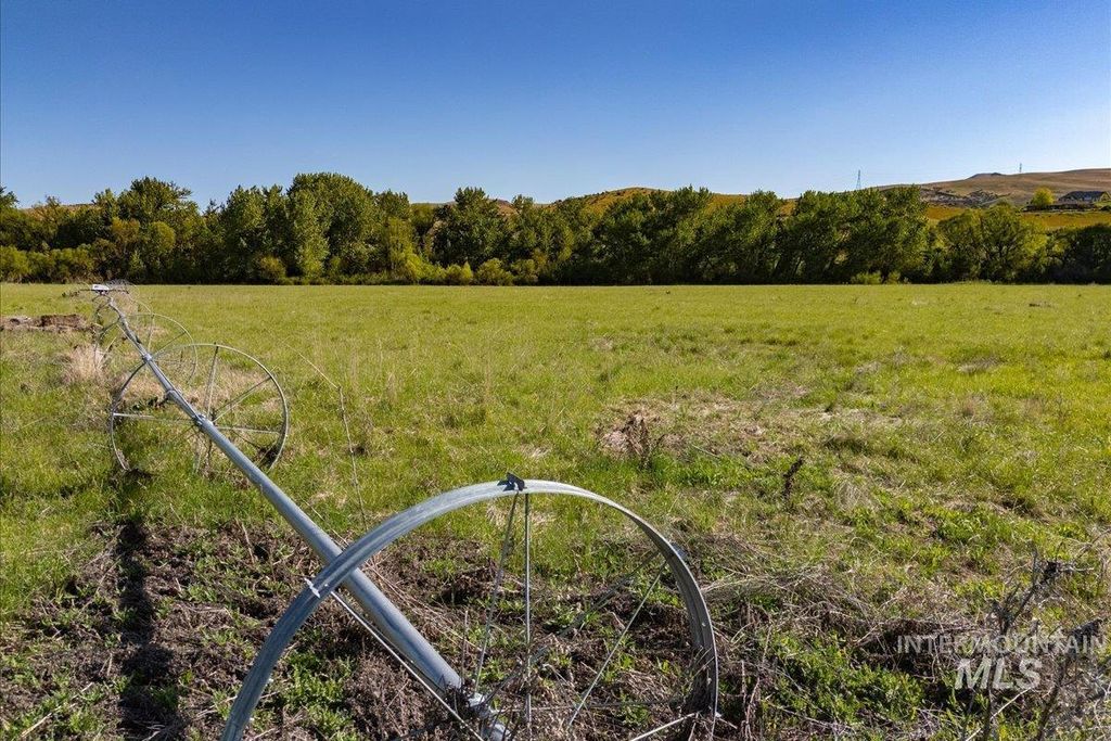 5700 W Dry Creek Rd, Boise, ID 83714 photo 3