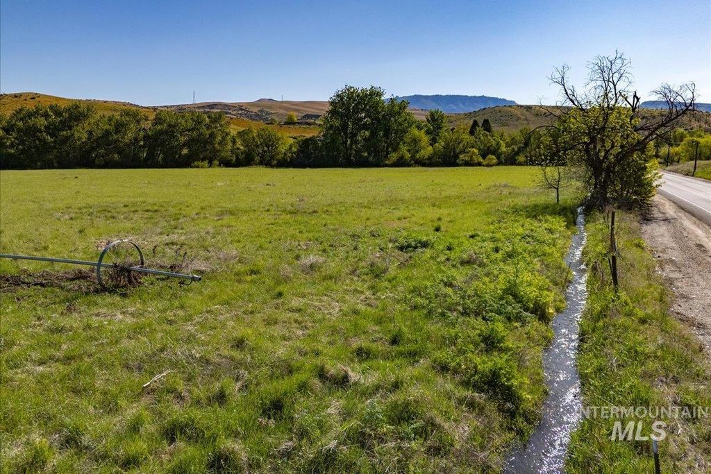 5700 W Dry Creek Rd, Boise, ID 83714 photo 4