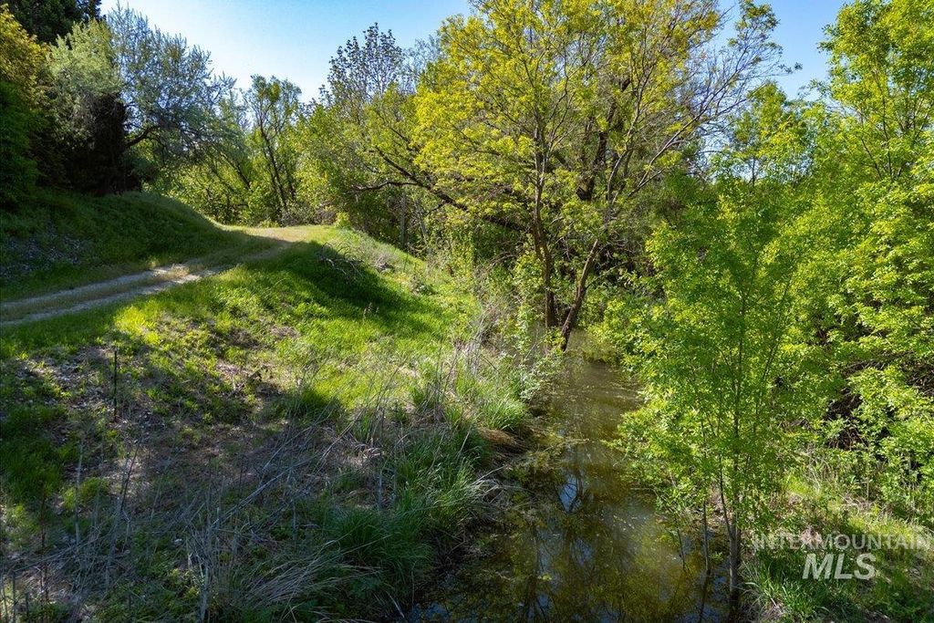 5700 W Dry Creek Rd, Boise, ID 83714 photo 7