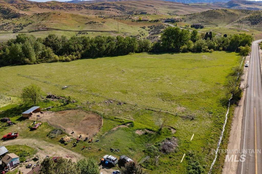 5700 W Dry Creek Rd, Boise, ID 83714 photo 8