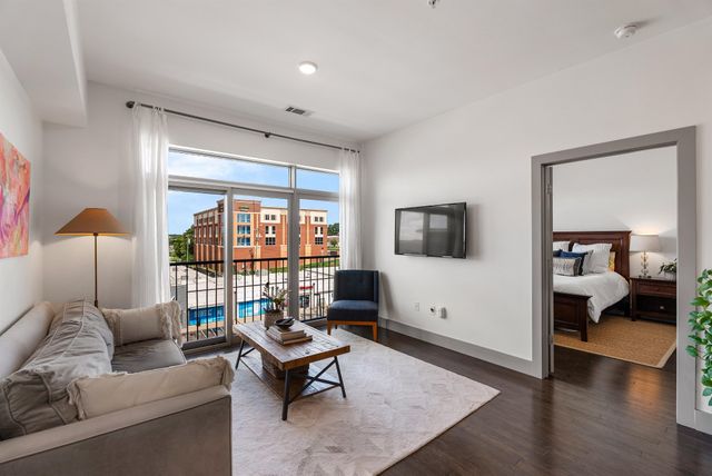 2407 8th Ave S Apt 407, Nashville, TN 37204