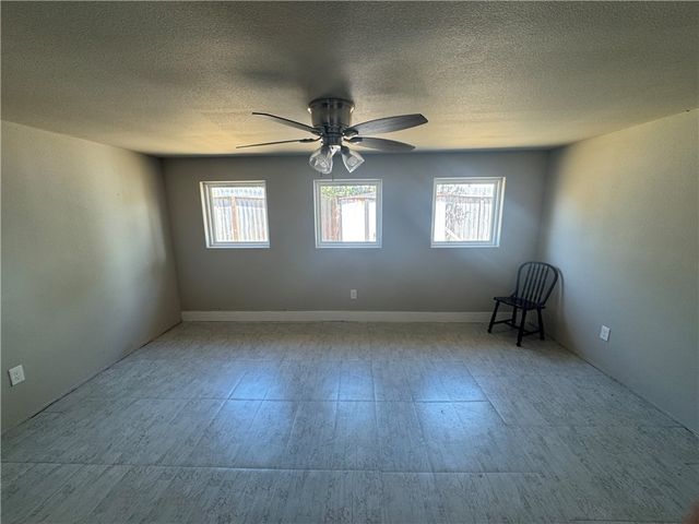 910 Saint Timothy St, Corpus Christi, TX 78418