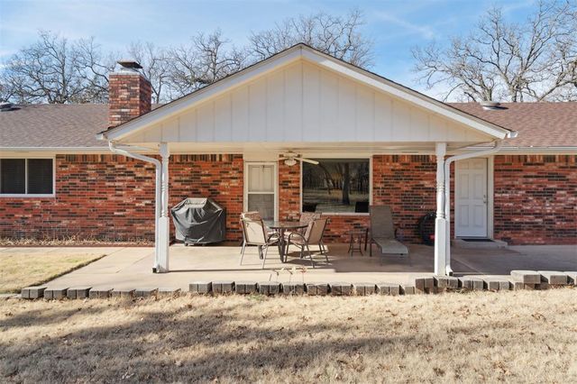 9724 N Timber Trail, Edmond, OK 73034