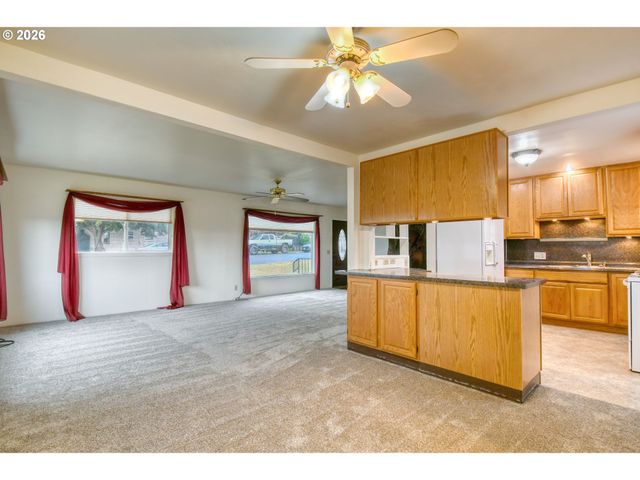1101 Sw 31st St, Pendleton, OR 97801
