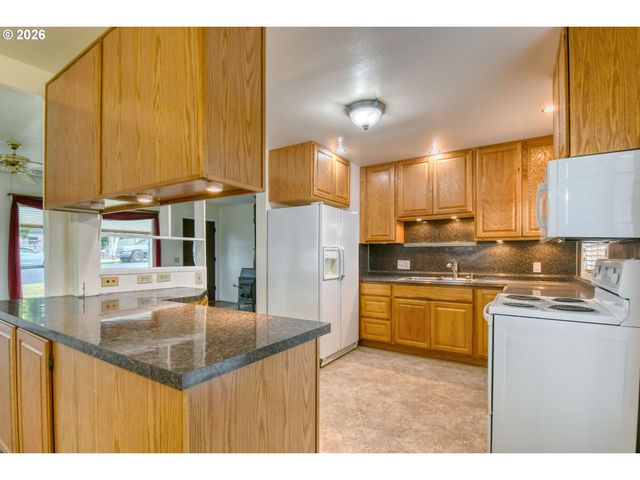 1101 Sw 31st St, Pendleton, OR 97801