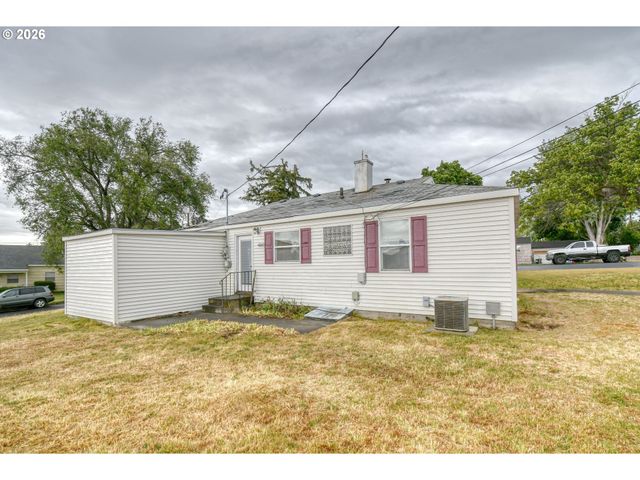 1101 Sw 31st St, Pendleton, OR 97801