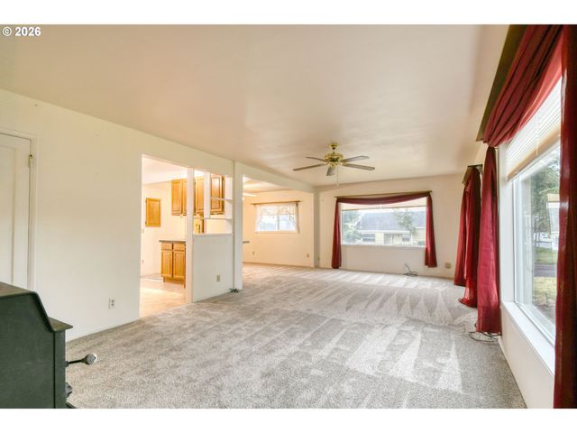 1101 Sw 31st St, Pendleton, OR 97801