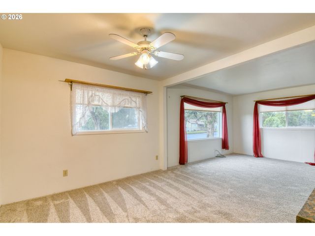 1101 Sw 31st St, Pendleton, OR 97801