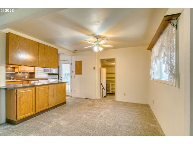 1101 Sw 31st St, Pendleton, OR 97801