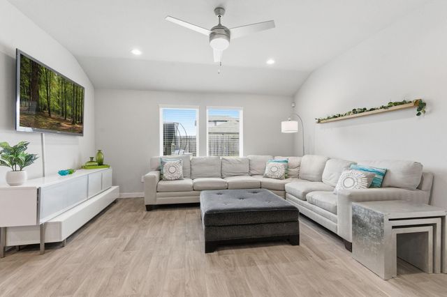 14250 Wonder Lake Lane, Conroe, TX 77384