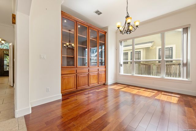 410 QUEEN ANNE CT, San Antonio, TX 78209