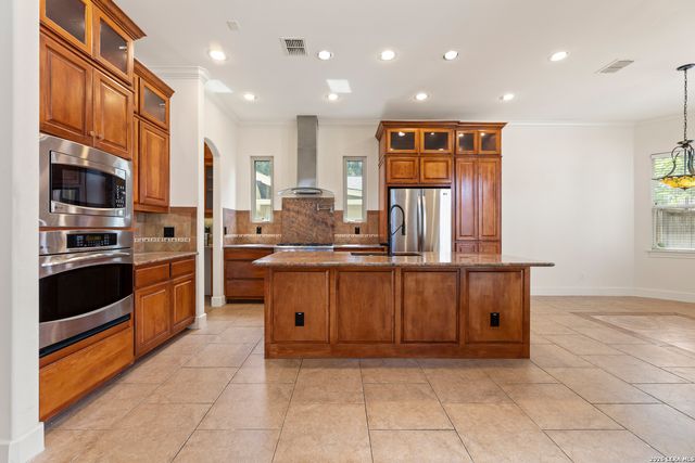 410 QUEEN ANNE CT, San Antonio, TX 78209