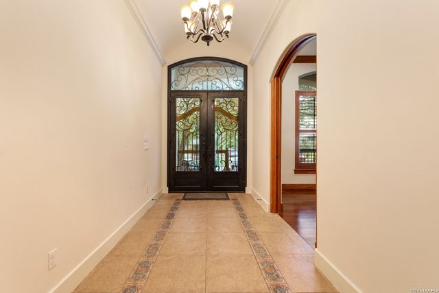 410 QUEEN ANNE CT, San Antonio, TX 78209