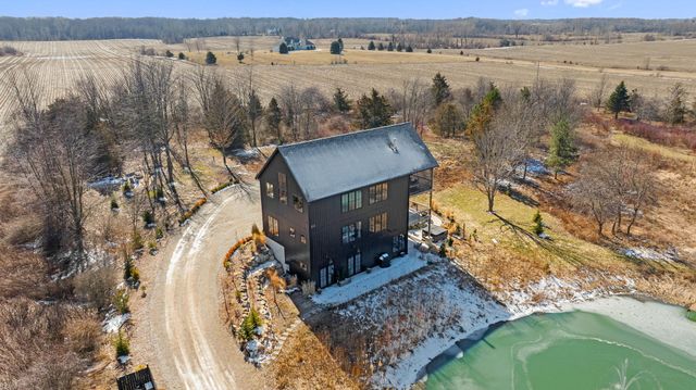 6364 126th Avenue, Saugatuck Twp, MI 49408