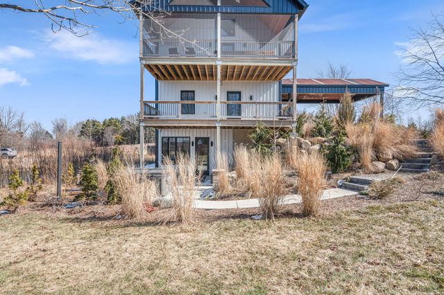 6364 126th Avenue, Saugatuck Twp, MI 49408