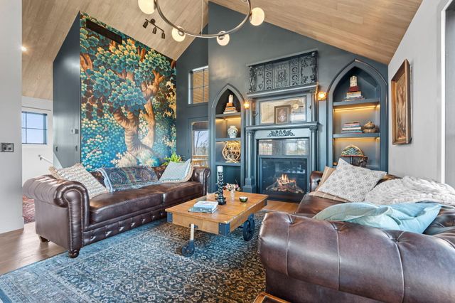 6364 126th Avenue, Saugatuck Twp, MI 49408