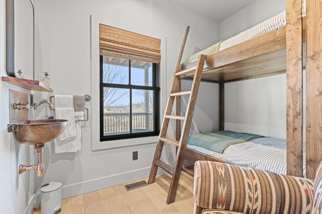 6364 126th Avenue, Saugatuck Twp, MI 49408