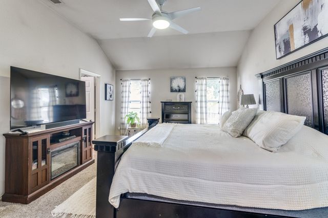 632 Crestview Court, Saginaw, TX 76179