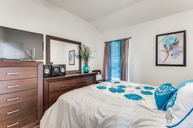 632 Crestview Court, Saginaw, TX 76179