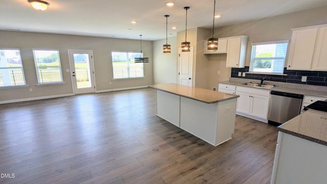250 Ambassador Drive, Clayton, NC 27520