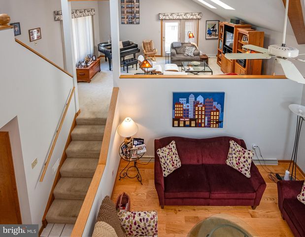 40 GIBRALTAR RD, Reading, PA 19606