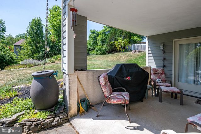 40 GIBRALTAR RD, Reading, PA 19606