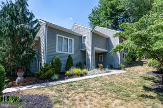 40 GIBRALTAR RD, Reading, PA 19606
