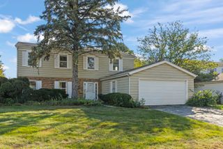 607 E Wilson Avenue, Lombard, IL 60148