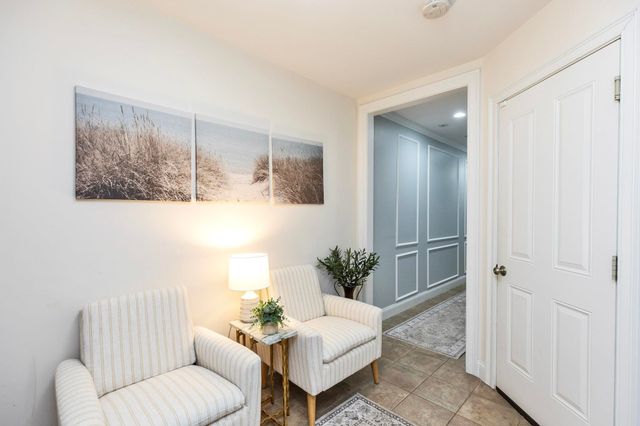 94 Riverwalk Way, Manchester, NH 03101