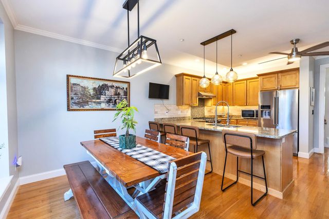 94 Riverwalk Way, Manchester, NH 03101
