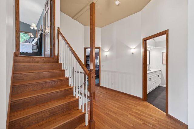 8840 River Heights Way, Inver Grove Heights, MN 55076