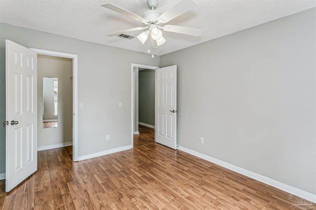 5181 Hawks Nest Dr, Milton, FL 32570