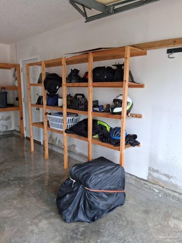 5181 Hawks Nest Dr, Milton, FL 32570