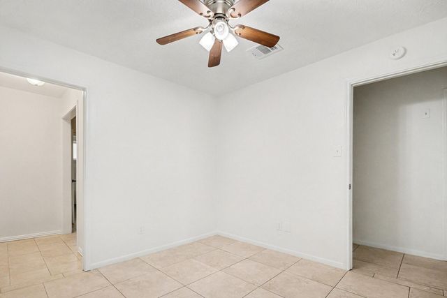 1946 Shadow Rock Drive, Houston, TX 77339