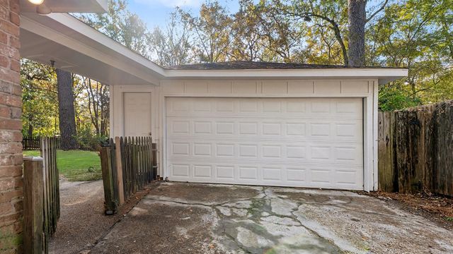 1946 Shadow Rock Drive, Houston, TX 77339