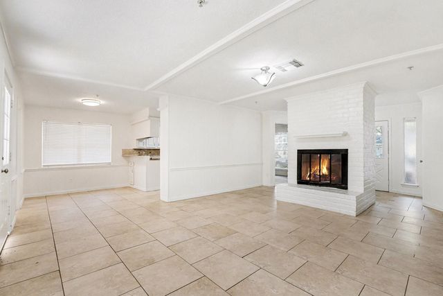 1946 Shadow Rock Drive, Houston, TX 77339