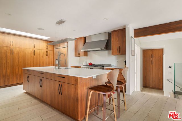 279 Mabery Road, Santa Monica, CA 90402