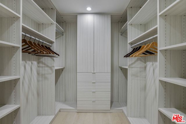 279 Mabery Road, Santa Monica, CA 90402