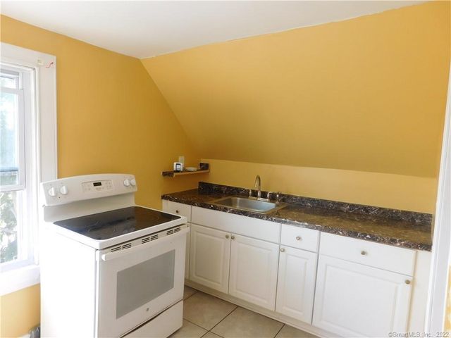 199 Whitney Avenue 3, Bridgeport, CT 06606