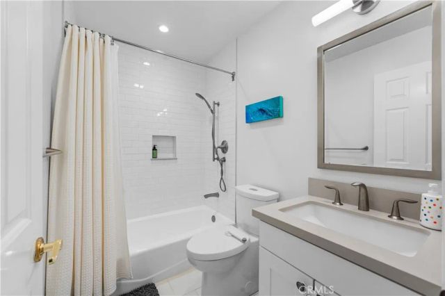 392 S Marengo 105, Pasadena, CA 91101