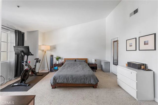 392 S Marengo 105, Pasadena, CA 91101