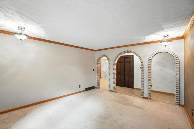 6253 Headley Heights Court, Columbus, OH 43230