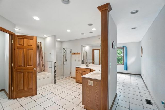 6253 Headley Heights Court, Columbus, OH 43230