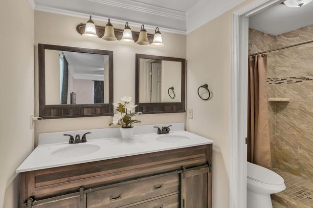 212 Post Creek Rd, Nashville, TN 37221