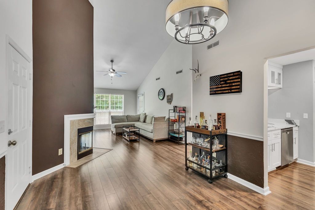 212 Post Creek Rd, Nashville, TN 37221