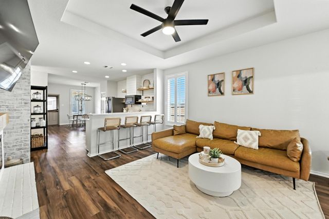 126 Silktassel WAY, Buda, TX 78610