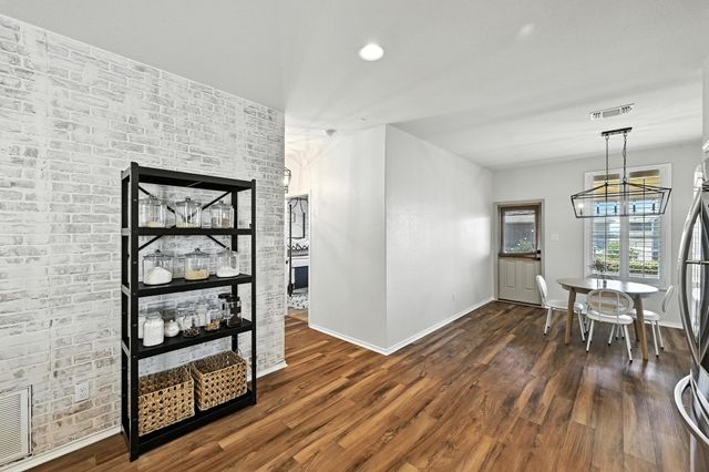 126 Silktassel WAY, Buda, TX 78610