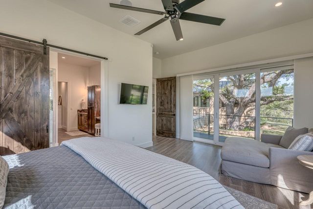 128 Westgate LOOP, Horseshoe Bay, TX 78657